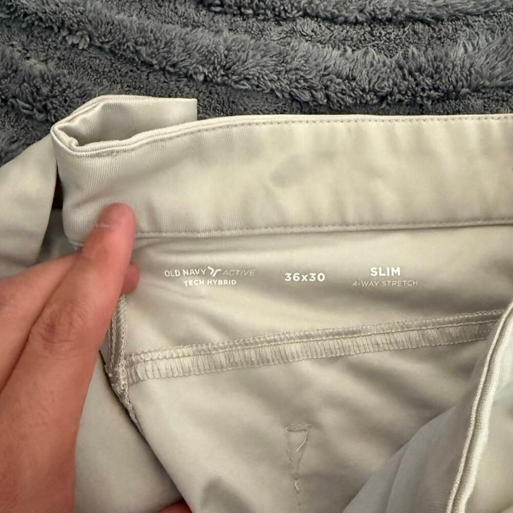 Old Navy | Men’s 36/30 Khaki Straight Slim Activewear Golf Pants Casual - Picture 5 of 5